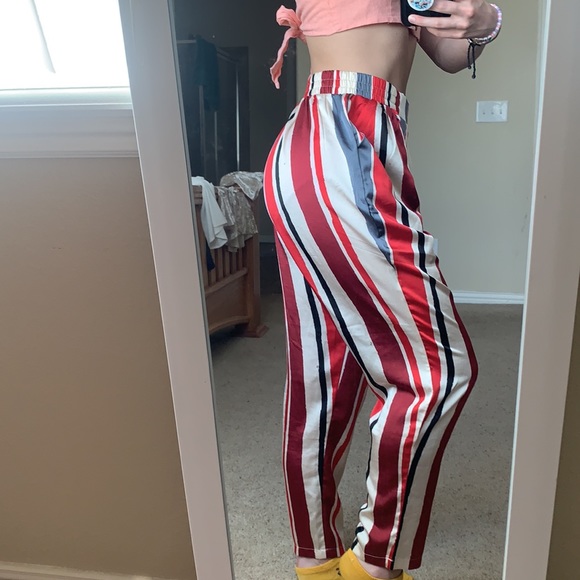 PrettyLittleThing Pants - Pretty Little Thing pants